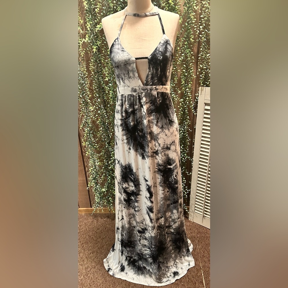 NWT Elegant Tie-Dye Maxi Dress